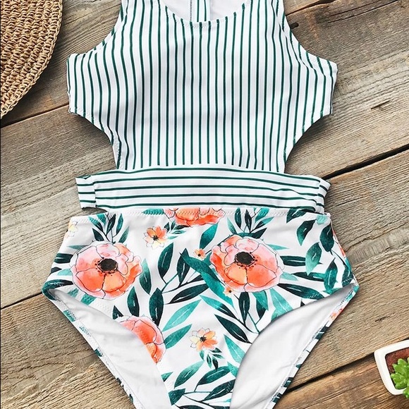 Cupshe Other - CUPSHE-MISS U POPPY PRINT ONE-PIECE SWIMSUIT